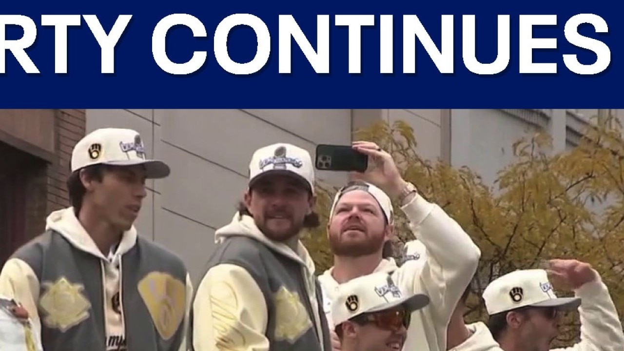 Milwaukee bars ready for crowd surge after Brewers parade — Racine Community news
